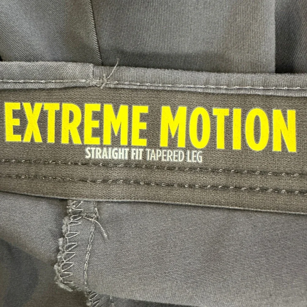 Lee Extreme Motion Mens Performance Khaki Pants Mens 42X32 Gray Straight Fit NEW